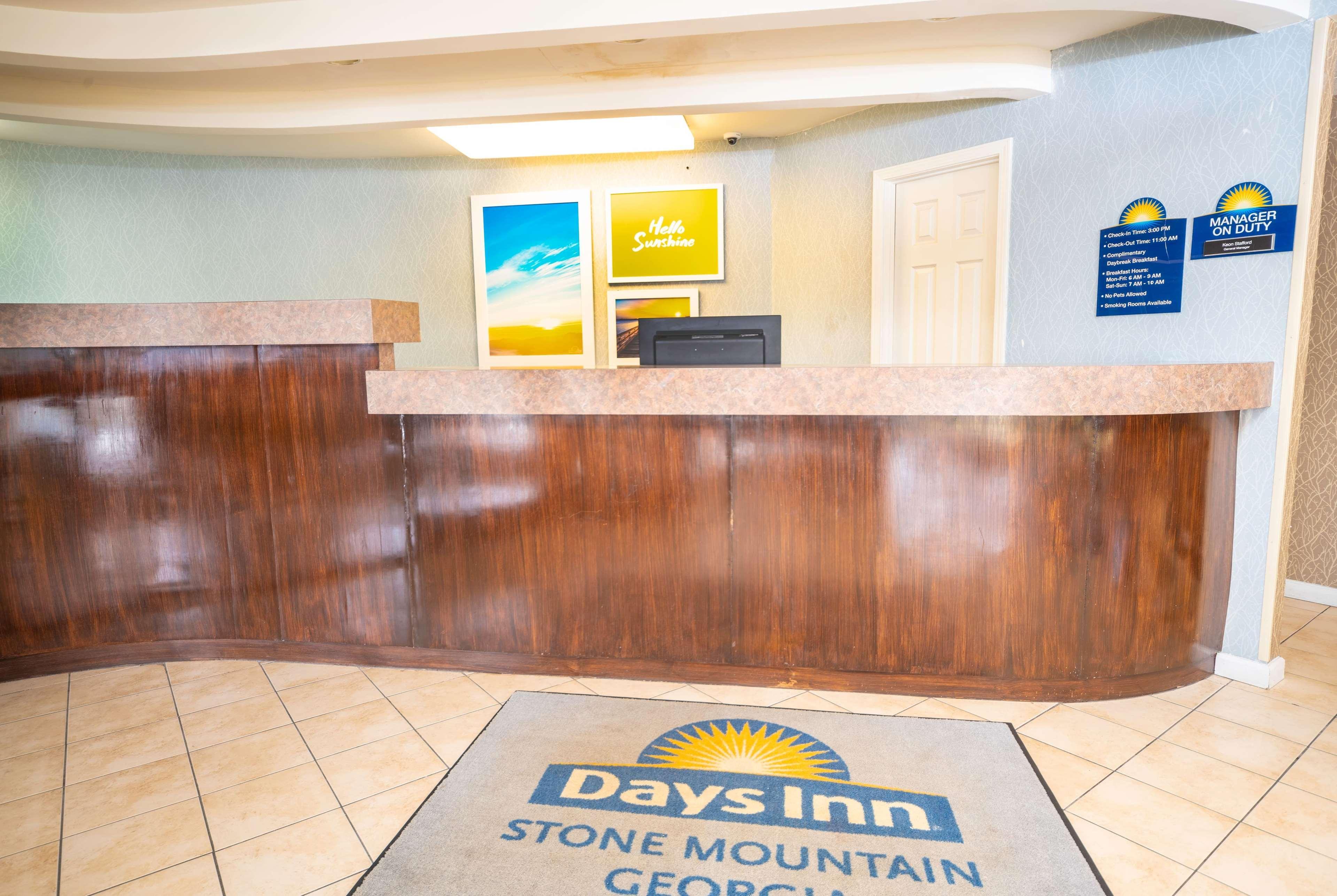 Days Inn By Wyndham Atlanta Стоун-Маунтін Екстер'єр фото