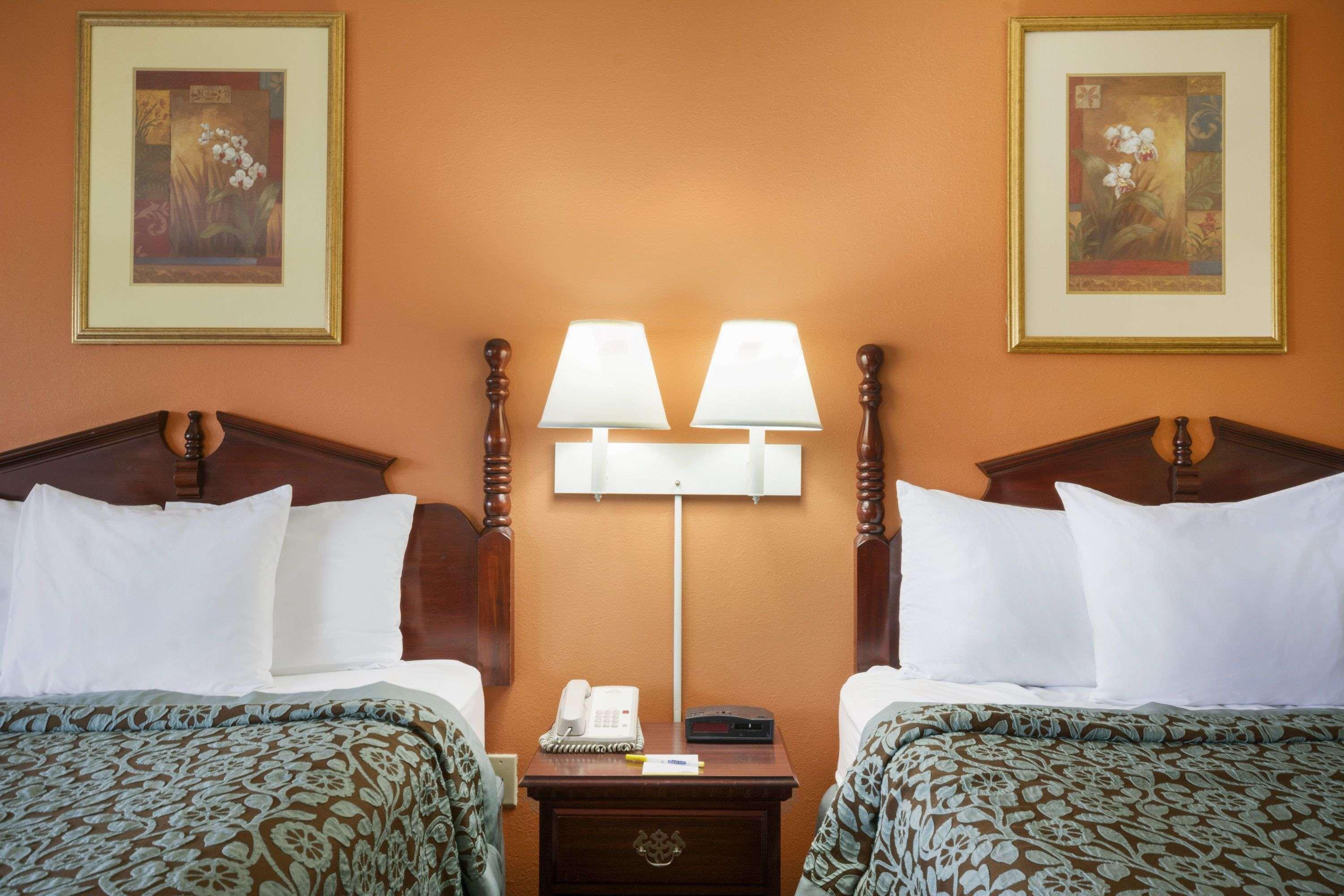 Days Inn By Wyndham Atlanta Стоун-Маунтін Екстер'єр фото