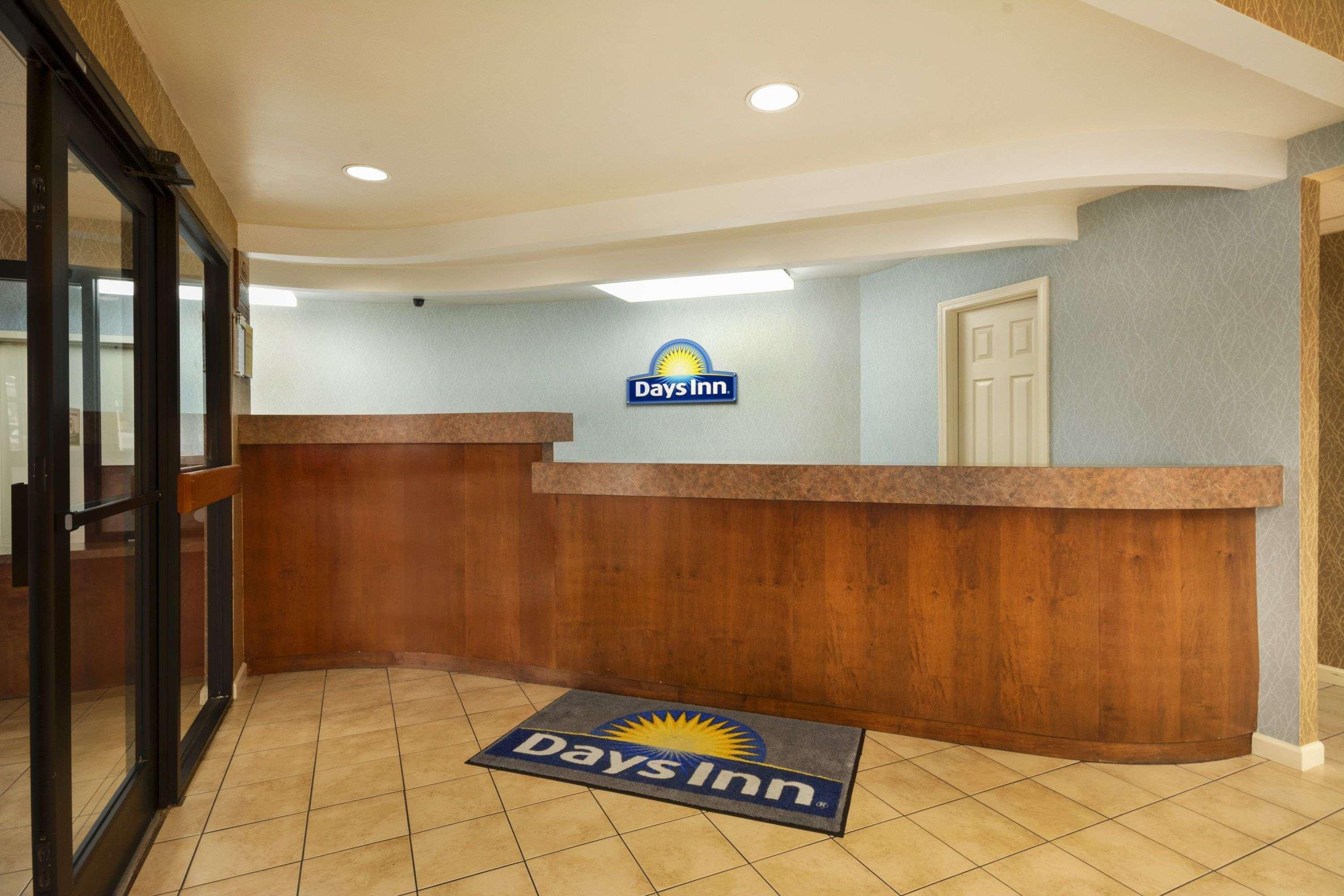 Days Inn By Wyndham Atlanta Стоун-Маунтін Екстер'єр фото